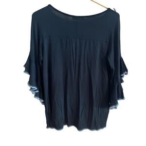 Kim and Cami black butterfly sleeve top size Small white stitching exposed